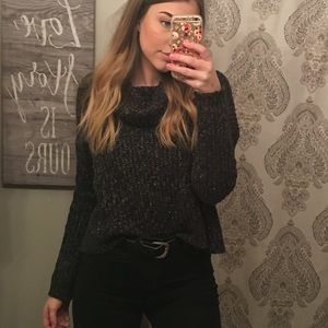 Loose turtleneck cropped sweater
